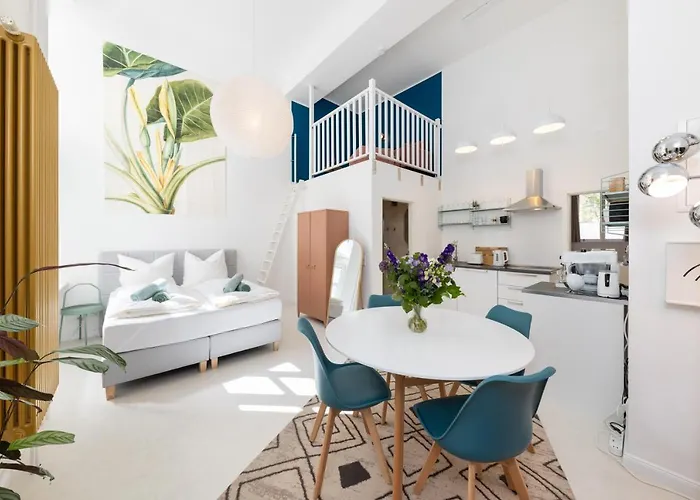 Great 2-Room Loft With 2 Bathrooms And 2 Kitchen
