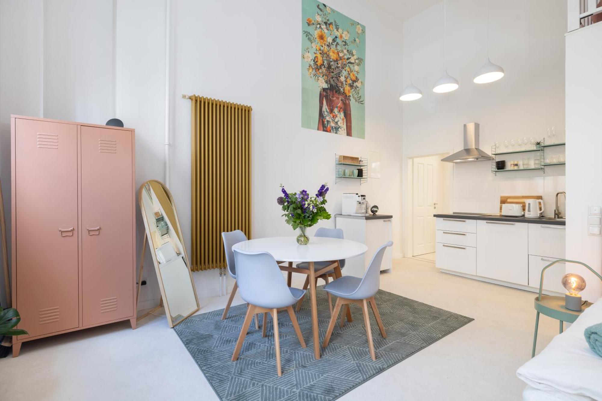 Apartment Great 2-room Loft With 2 Bathrooms And 2 Kitchen *