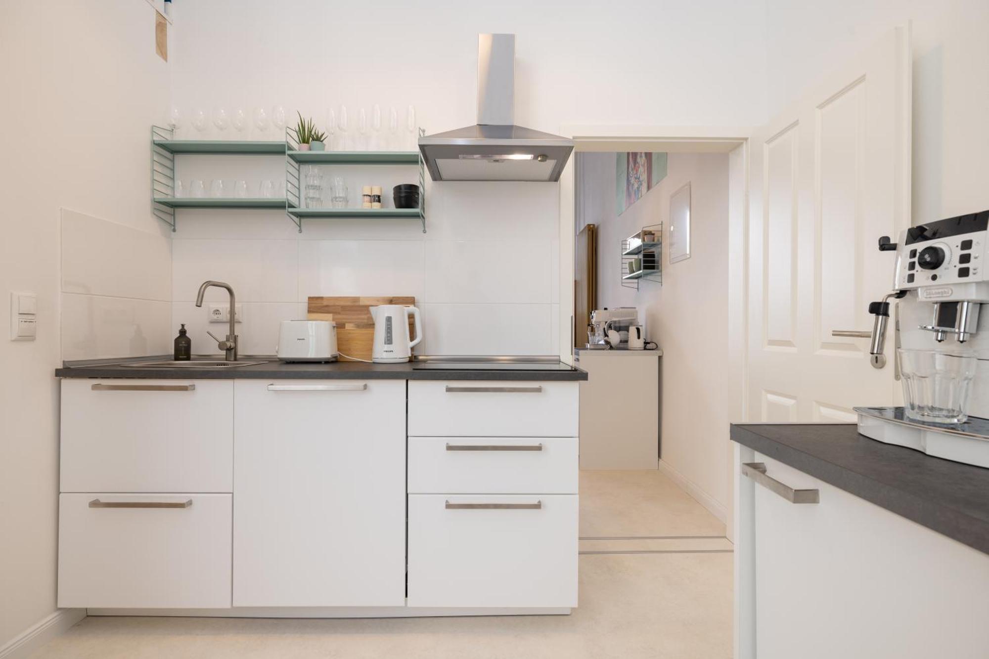 Great 2-room Loft With 2 Bathrooms And 2 Kitchen Apartment *