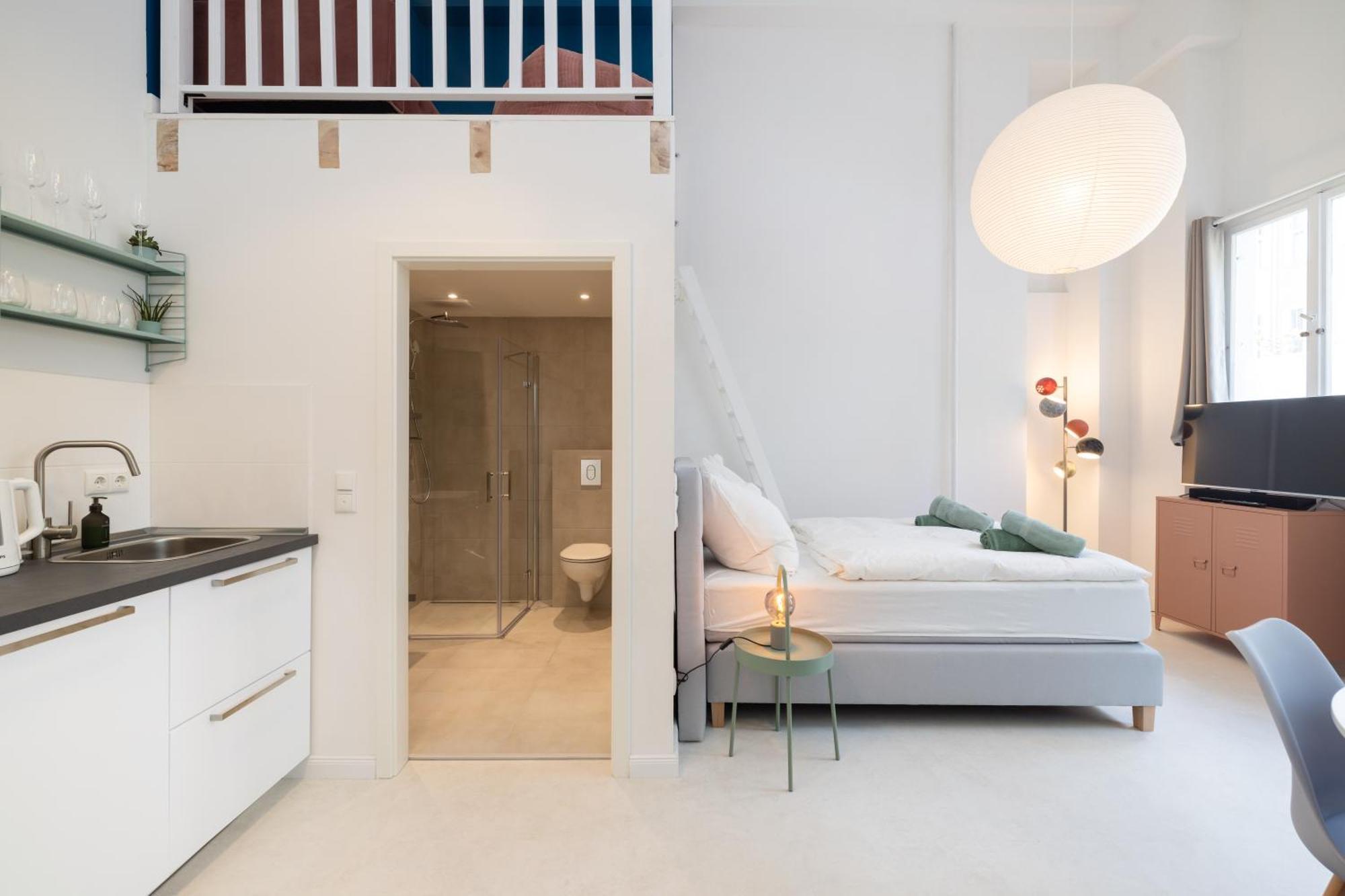 Apartment Great 2-room Loft With 2 Bathrooms And 2 Kitchen Berlin